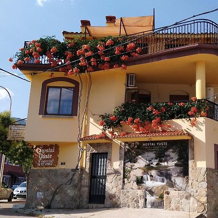 Hotel Hostal Yuste à Garganta la Olla Extérieur photo