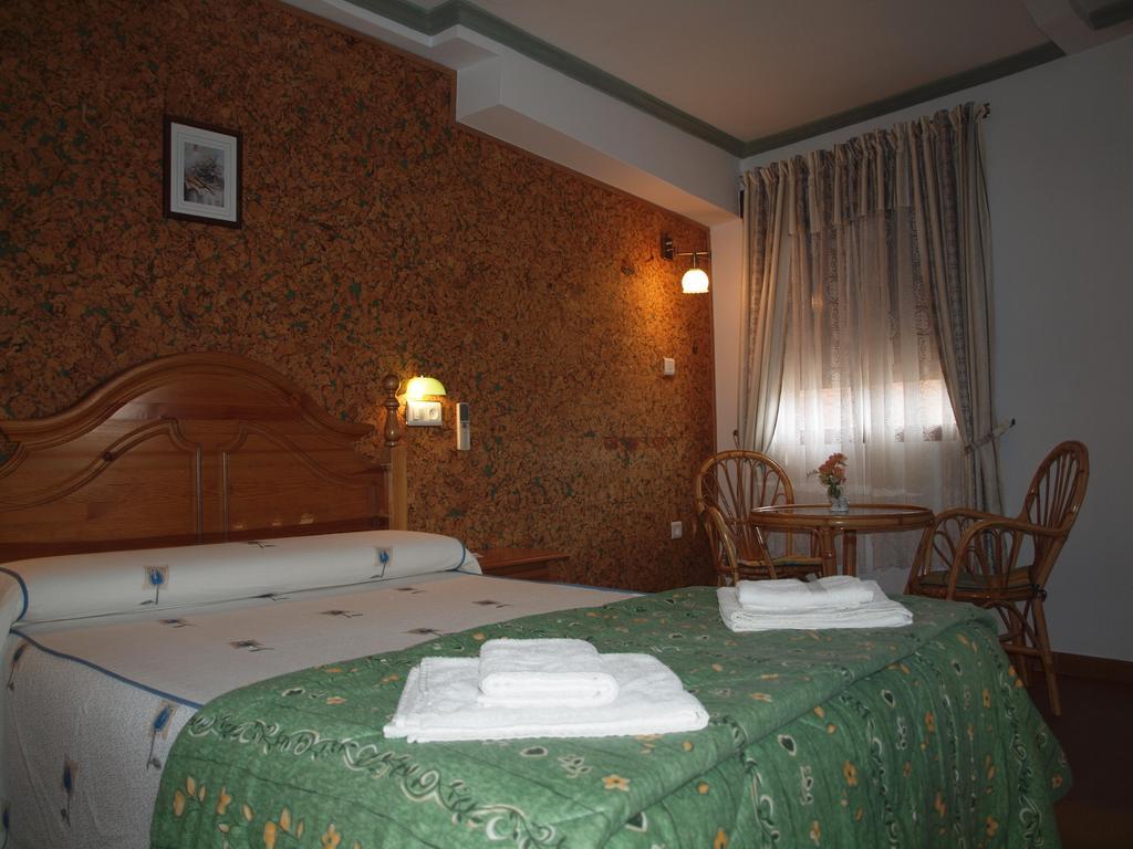 Hostal Yuste Garganta la Olla Extérieur photo