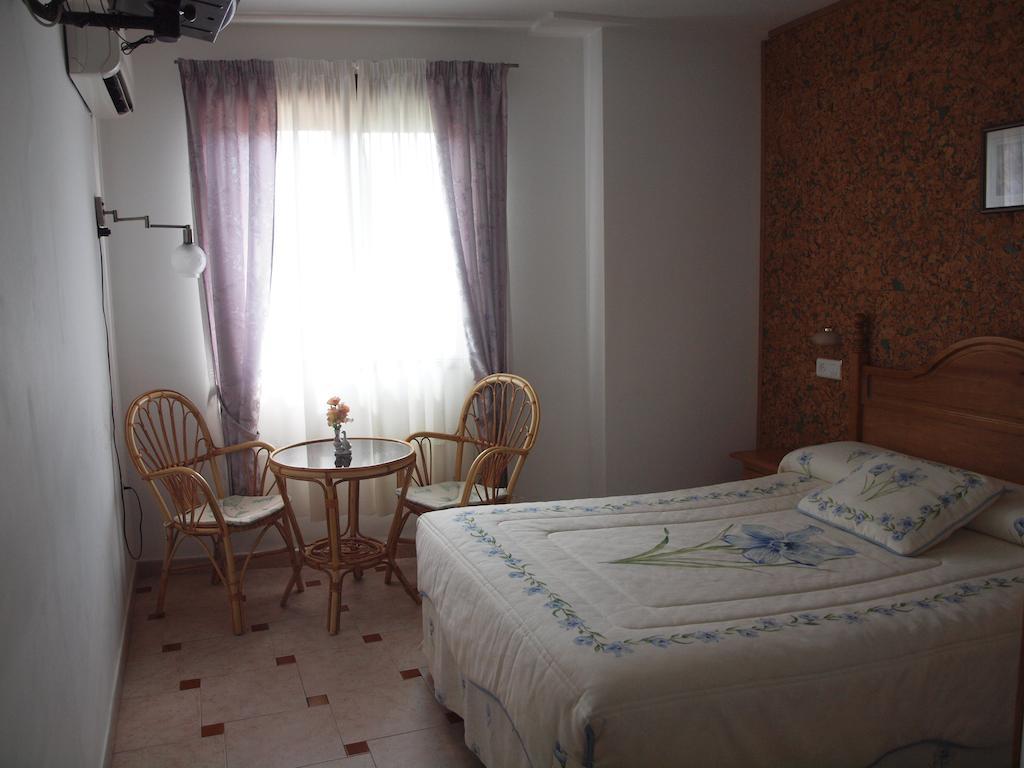 Hostal Yuste Garganta la Olla Chambre photo