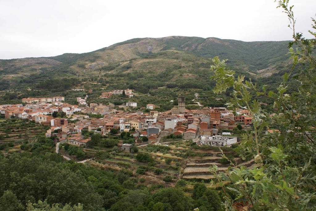 Hotel Hostal Yuste à Garganta la Olla Extérieur photo